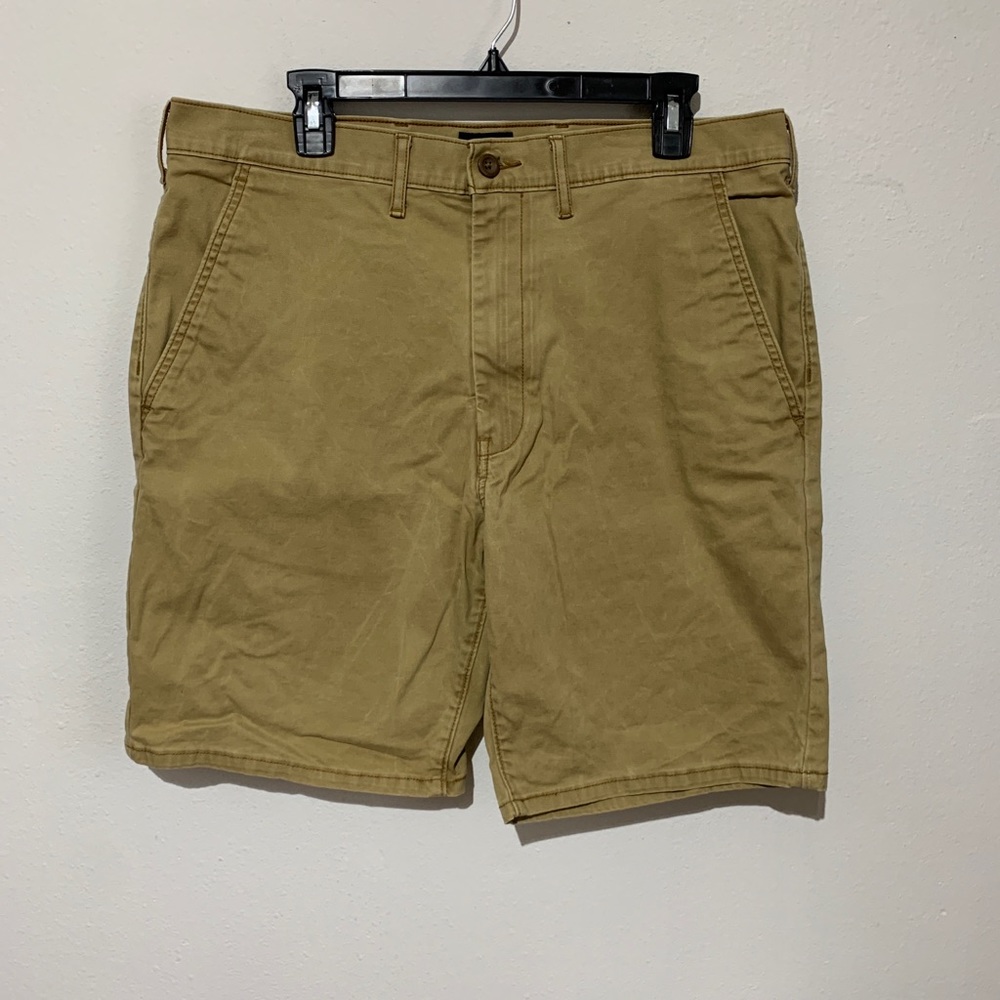 Levi Strauss And Co Mens Khaki Brown Chino Shorts Size 36